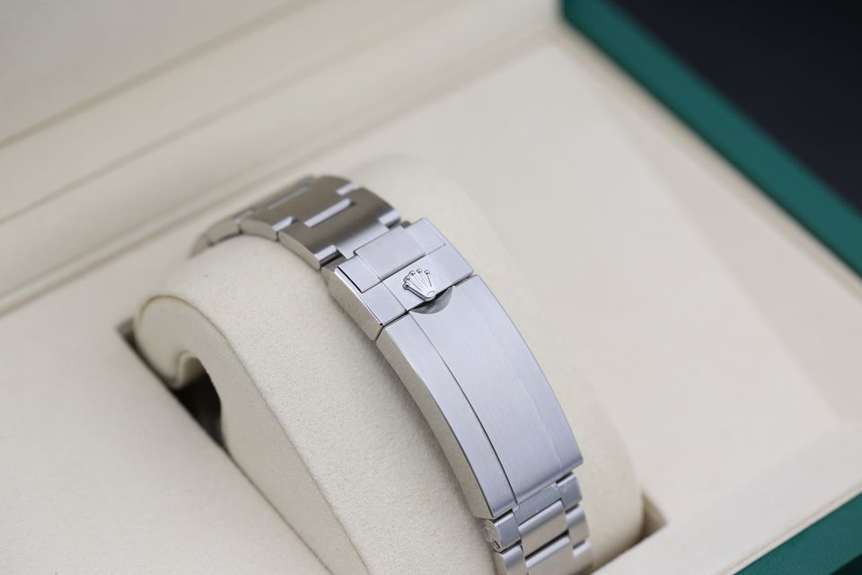 Rolex Submariner Starbucks Image 3